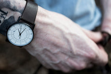 Load image into Gallery viewer, SQ38 Plano watch, PS-13