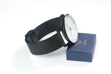 Load image into Gallery viewer, SQ38 Plano watch, PS-74