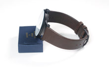 Load image into Gallery viewer, SQ38 Plano watch, PS-13