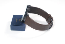 Load image into Gallery viewer, SQ38 Plano watch, PS-13