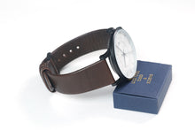 Load image into Gallery viewer, SQ38 Plano watch, PS-13