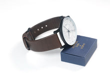 Load image into Gallery viewer, SQ38 Plano watch, PS-13