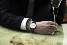 Load image into Gallery viewer, SQ38 Plano watch, PS-01